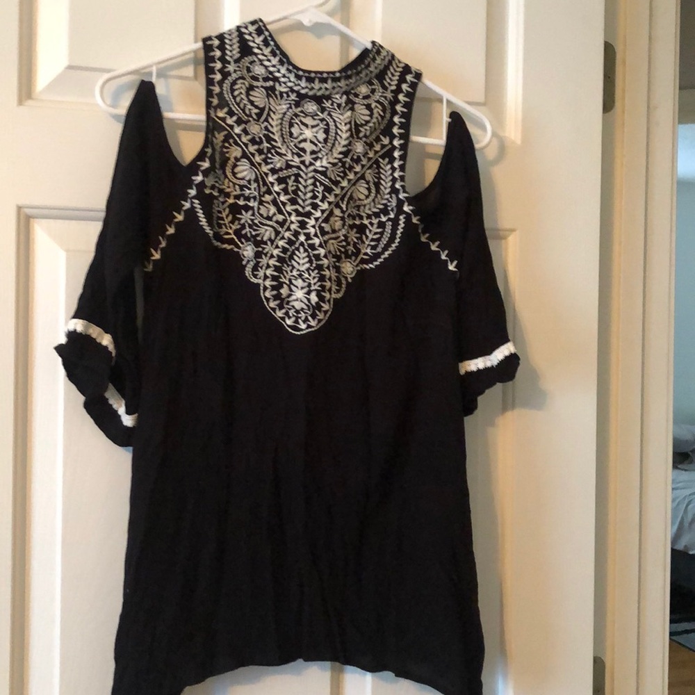 Xhilaration Top